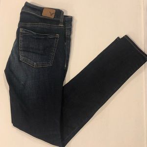 American Eagle skinny jeans size 2
